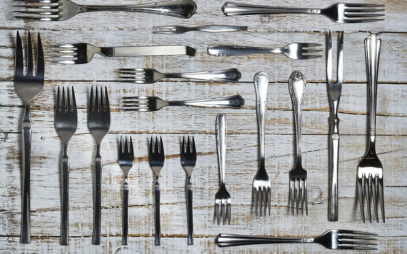rodzaje widelców i widelczyków w gastronomii